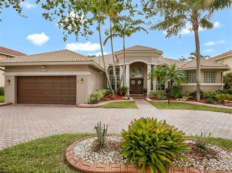houses for sale in pembroke pines fl.